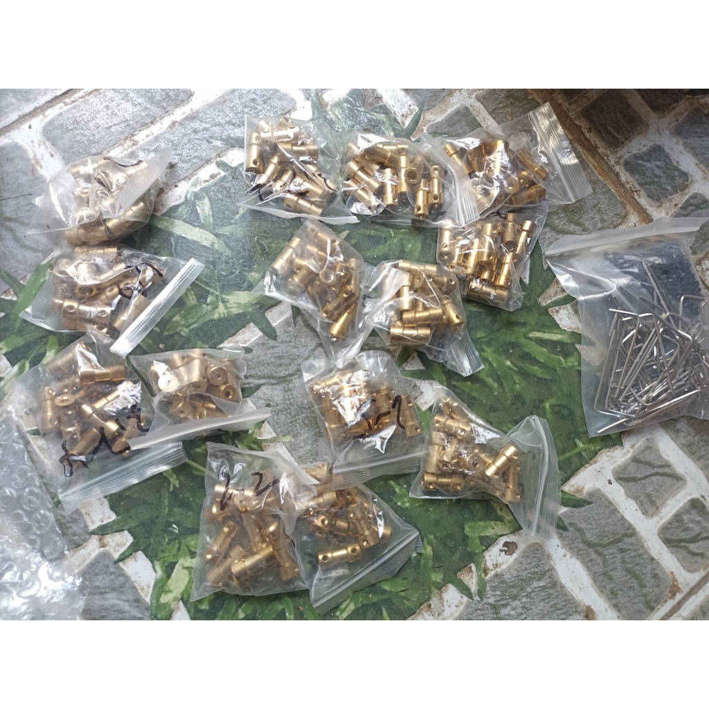 Khớp nối trục bằng đồng  màu vàng, lổ từ 2mm 3.17mm -- đến 5mm cho các loại mô tơ  đồ chơi.