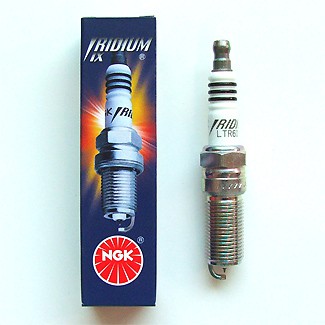 BUGI NGK IRIDIUM LFR6AIX-11 sx Japan lắp Toyota Innova, Fortuner, Hyundai Sorento..
