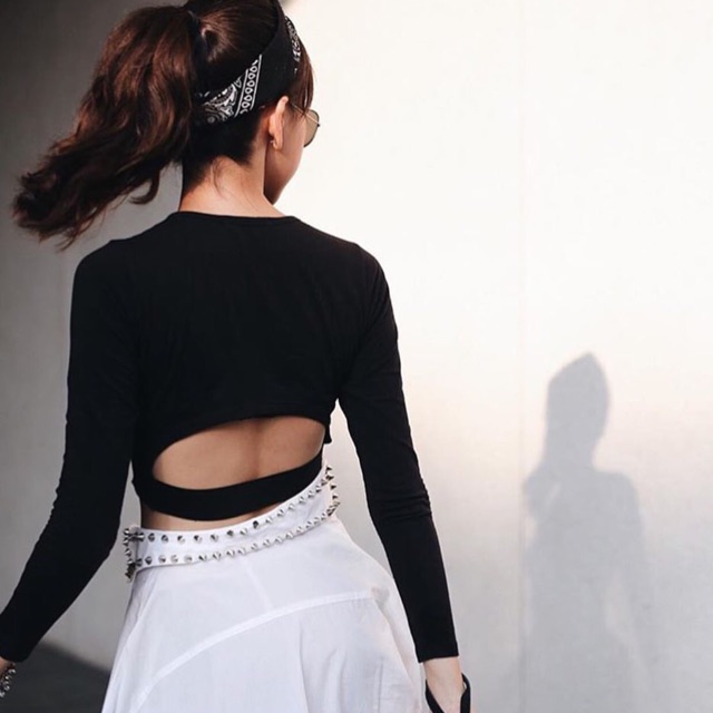 Áo Crop Top hở lưng tay dài cổ tròn body chất thun co giãn siêu đẹp by SGGz