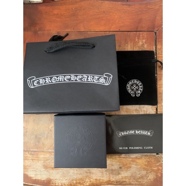 Hộp giấy đen đựng trang sức Chrome hearts đầy đủ 4 mảnh