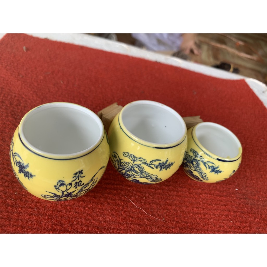 hũ đựng thức ăn cho chim (sứ)