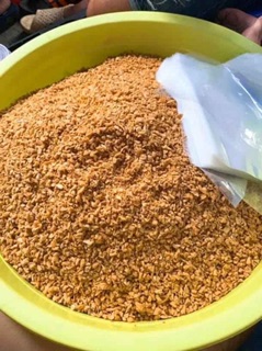 Bánh tráng muối tỏi