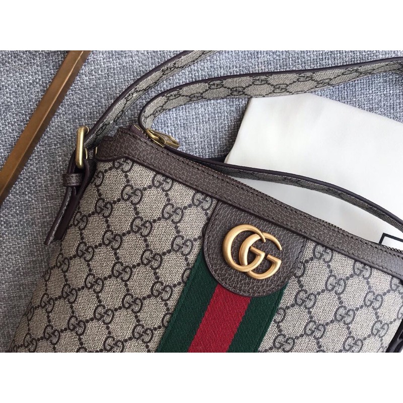 túi cặp đeo chéo da in logo hoạ tiết chữ G đôi gucci GC GG