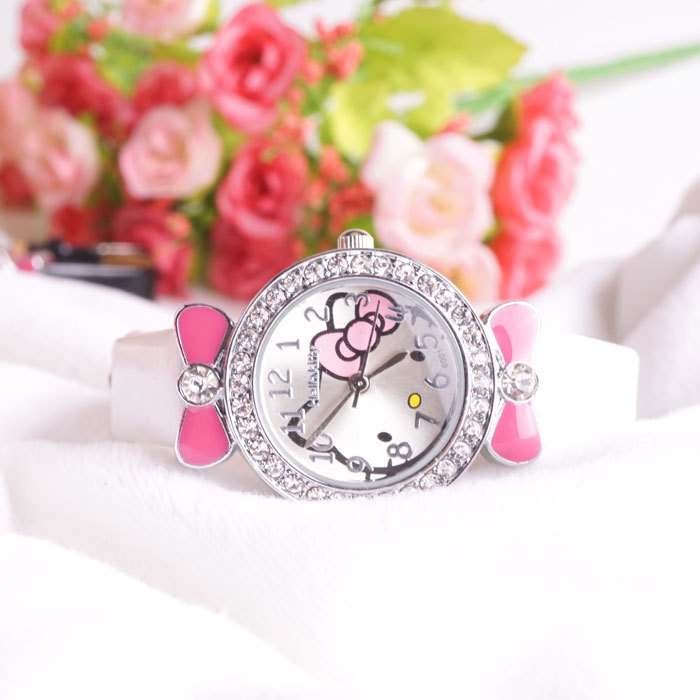 Đồng hồ đeo tay mặt hình hello kitty xinh xắn | BigBuy360 - bigbuy360.vn