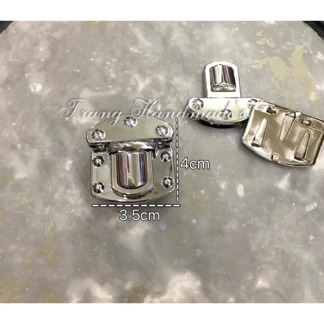 Khoá sập màu trắng | BigBuy360 - bigbuy360.vn