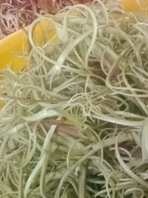 Củ Ngãi bún nấu nước lèo Cà Mau