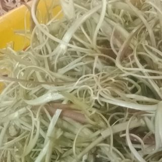 Củ Ngãi bún nấu nước lèo