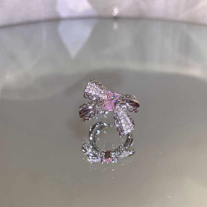 Khuyên Tai Tua Rua Đính Đá Hồng Xinh Xắn