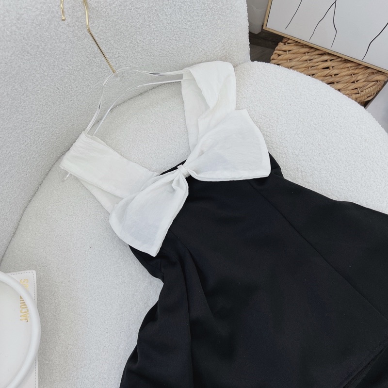 SET ÁO ĐEN PHỐI NƠ NGỰC + QUẦN SHORT ĐEN