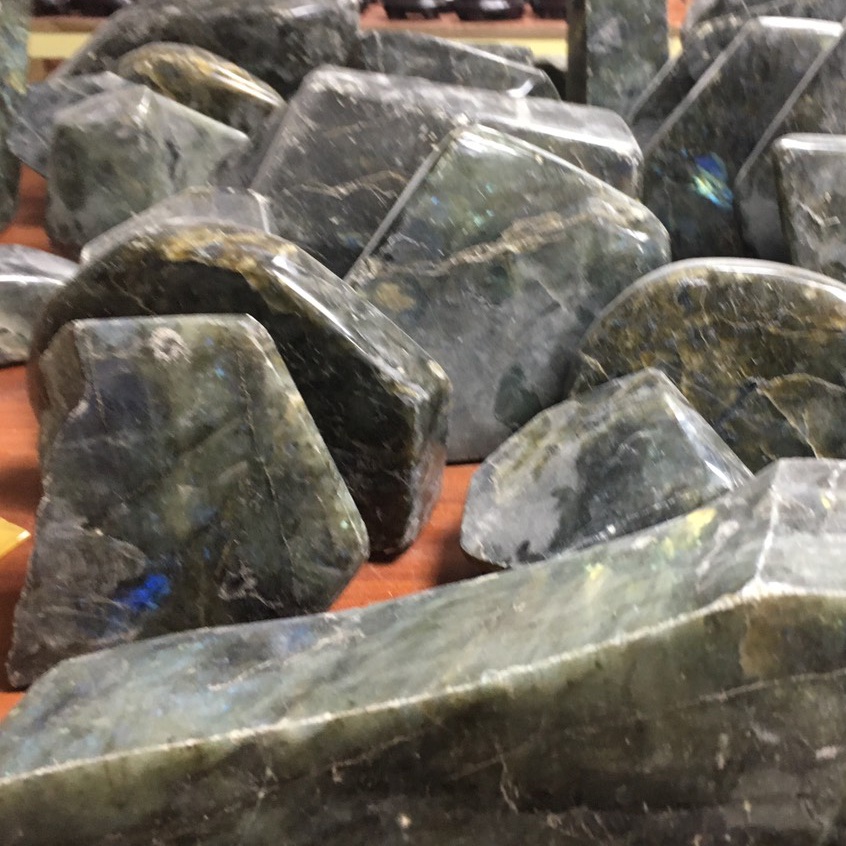 100gr Đá Thô Xà Cừ Labradorite
