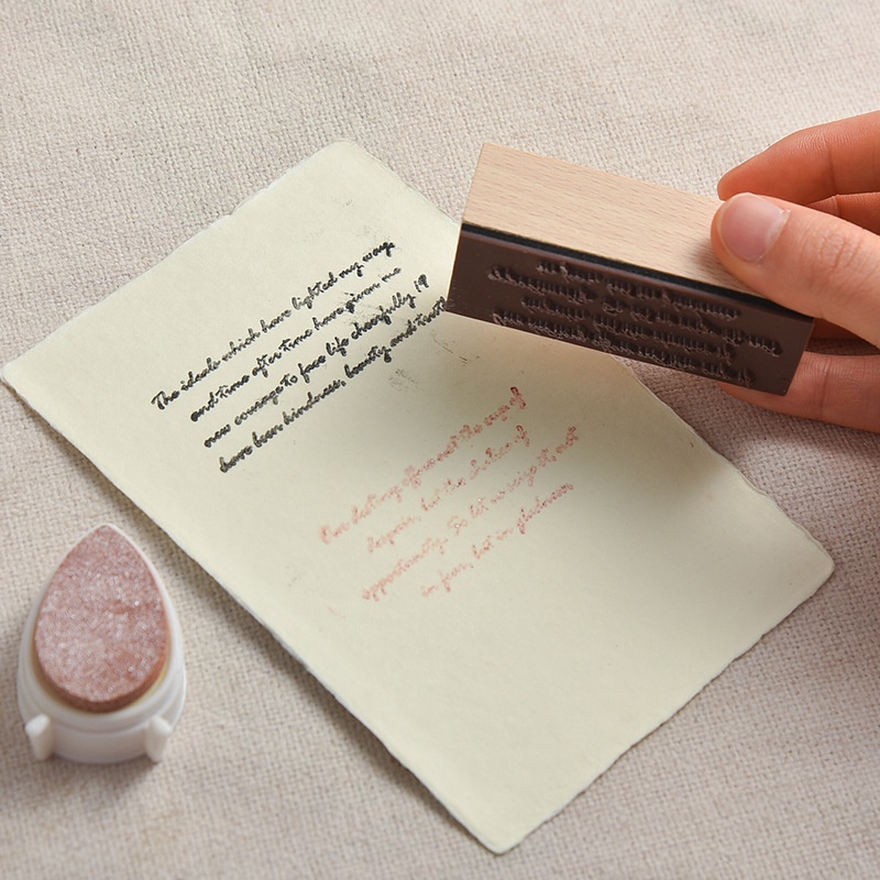 Con dấu gỗ mẫu văn bản và dòng chữ nghệ thuật dùng trang trí sổ làm thiệp bullet journal