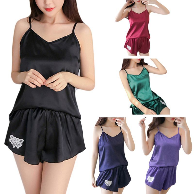 Bộ đồ ngủ gồm áo 2 dây + quần short màu trơn quyến rũ cho nữ | BigBuy360 - bigbuy360.vn