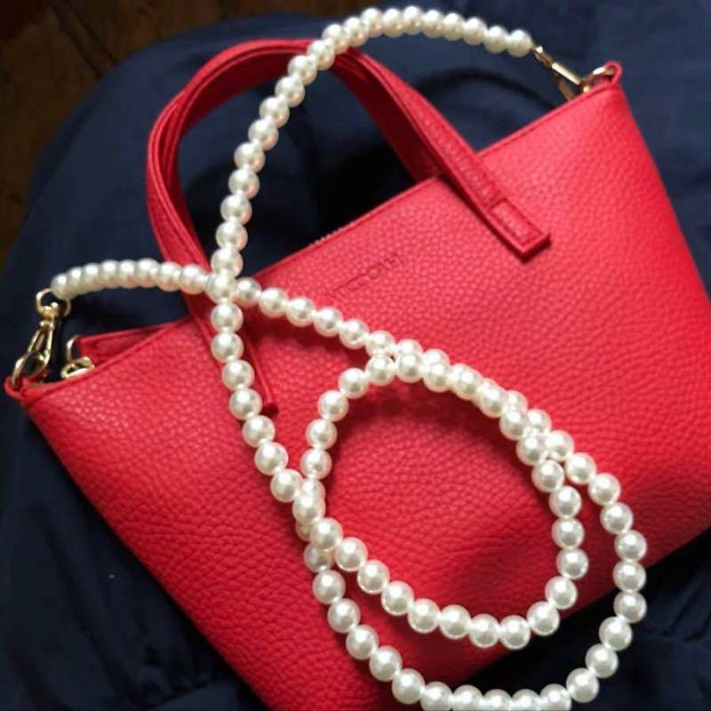 Chuỗi Dây Xích Đeo Túi Xách Bằng Kim Loại Phối Hạt Ngọc Trai Màu Vàng Kim Sang Trọng