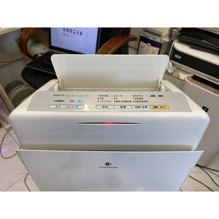 Máy lọc không khí Panasonic F-VXE60