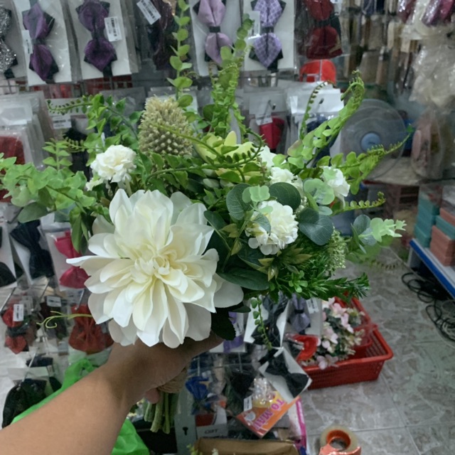 Phụ kiện cưới Giang - hoa cưới cô dâu mẫu đẹp lạ mới nhất tháng 2 -2019