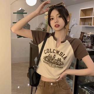 Áo thun croptop tay ngắn cổ khoét u hoạ tiết in chữ colombia