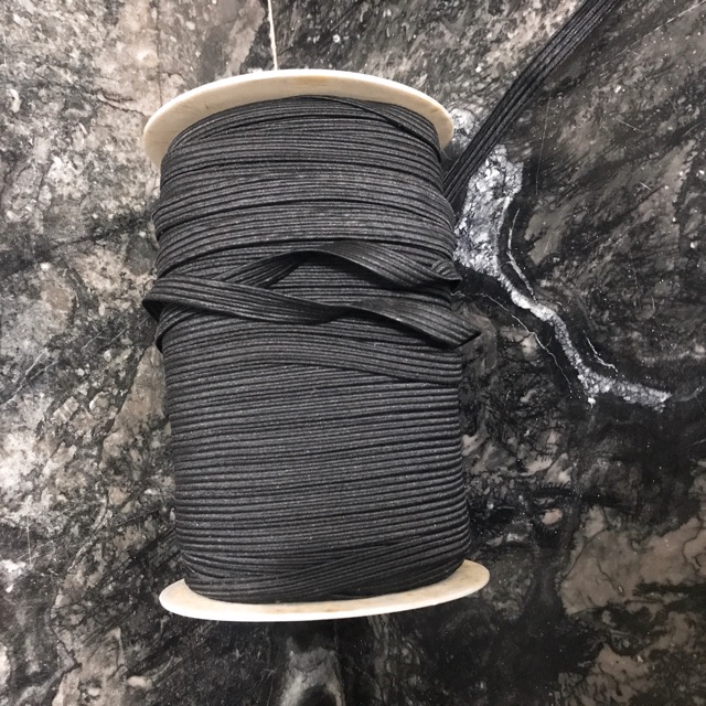 Thun luồn quần áo 1cm màu đen hiệu đại Bàng