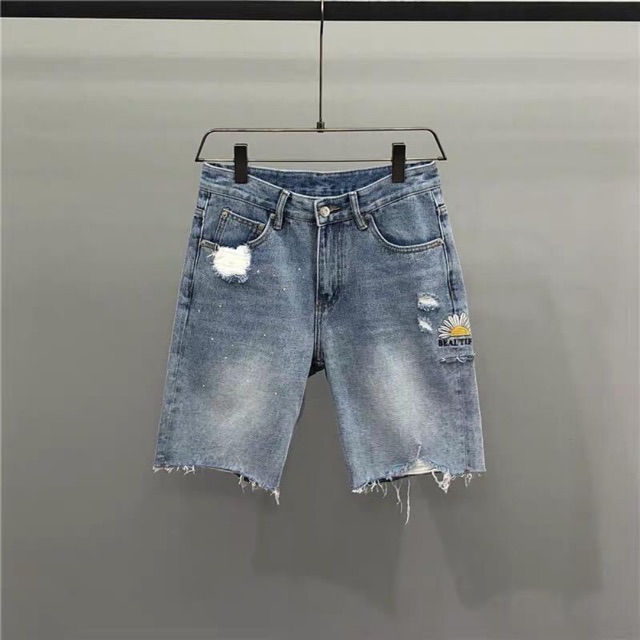 Short jean rách thêu hoa cúc [ kèm hình thật ] | BigBuy360 - bigbuy360.vn