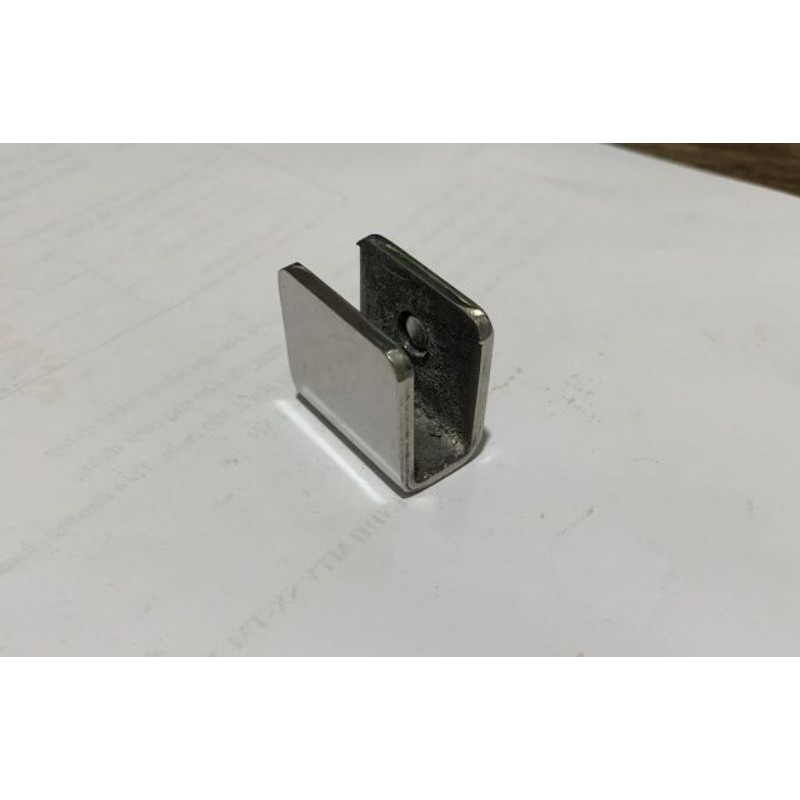 Bass U3 phân Inox 304 không khoan kính.