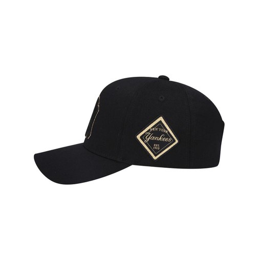 Mũ MLB New York Yankees Diamond Adjustable Hat In Black