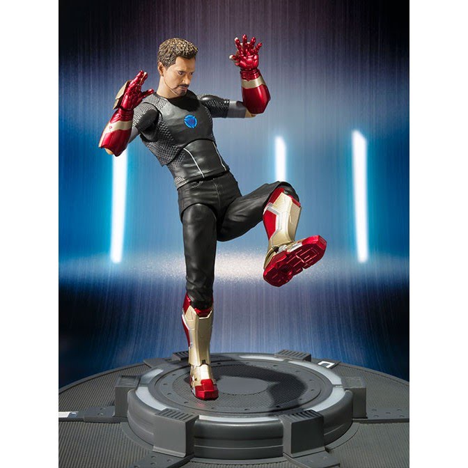 Mô Hình Iron Man Tony Stark SHF Có Khớp Động