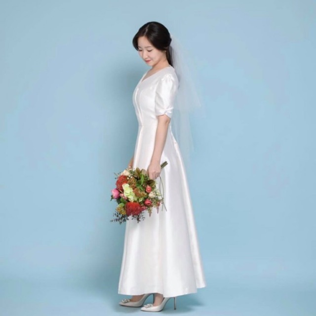 Váy cưới phi bóng thanh lý size S Pansy