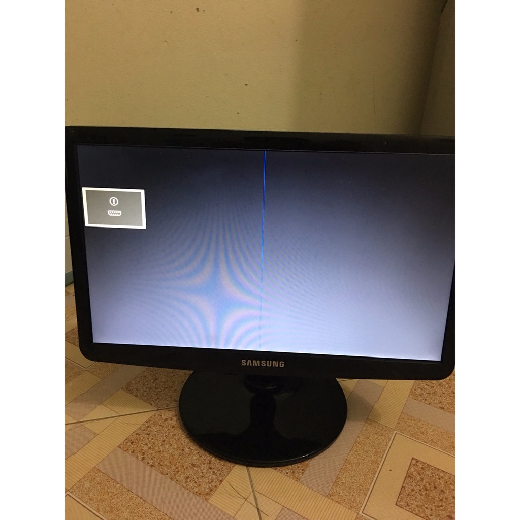 Màn Hình Samsung 19 Inch Bị Sọc 1 Đường