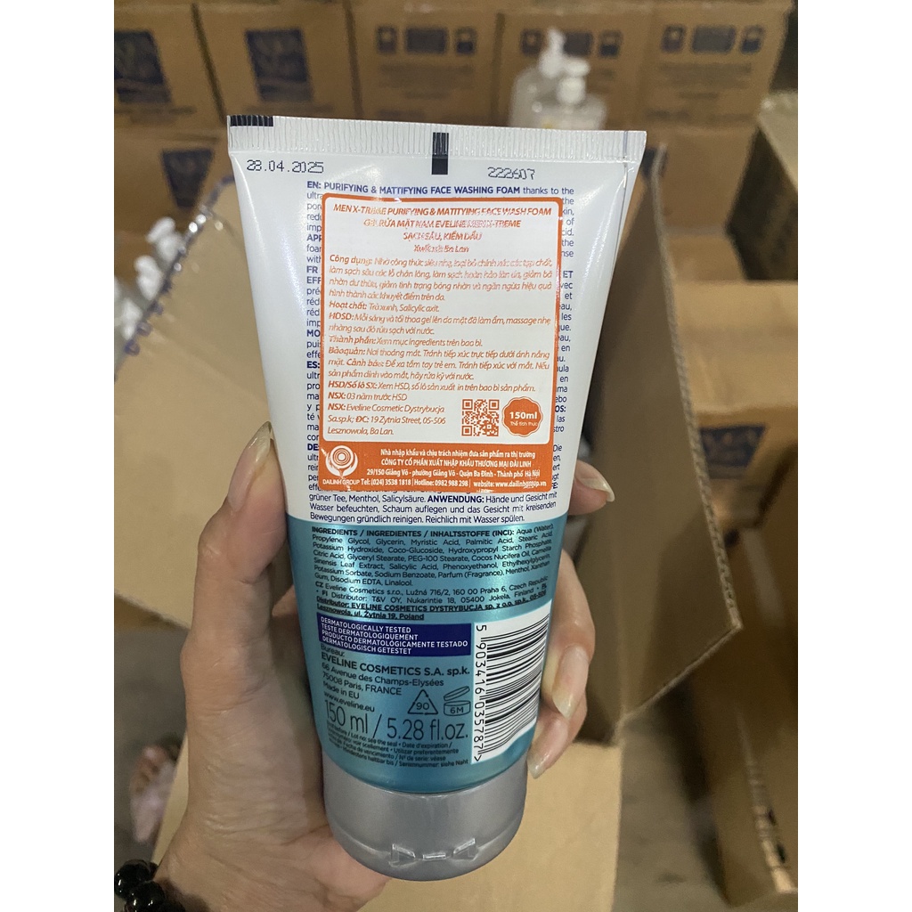 Sữa rửa mặt nam Eveline Men X-treme sạch sâu, kiềm dầu 150ML