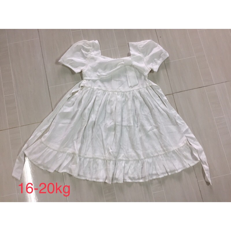đầm bé đồng giá 79k. chất xấu e hoàn tiền