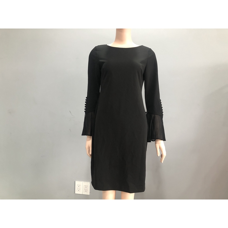 ĐẦM BODY ĐEN NGANG GỐI TAY LỠ ỐNG LOE PHỐI REN
