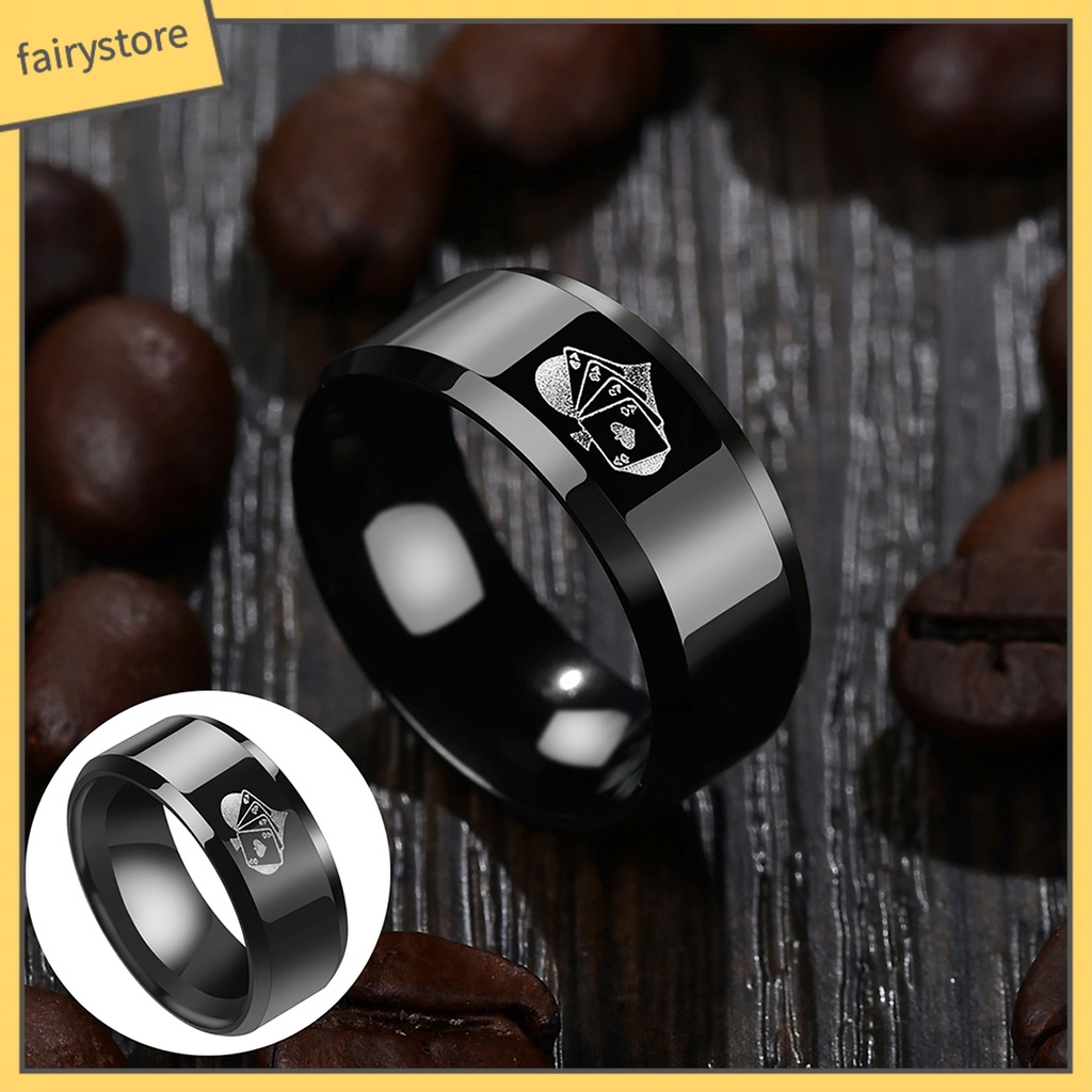 Nhẫn khắc hình poker thời trang
