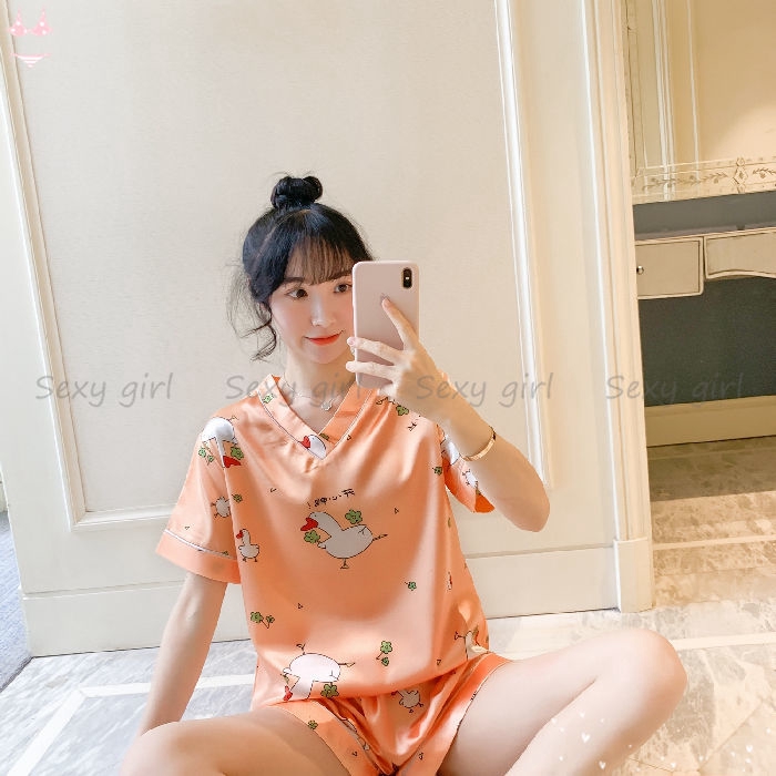 Bộ Đồ Ngủ Ngắn Tay Bằng Lụa In Họa Tiết Xinh Xắn Dành Cho Nữ | BigBuy360 - bigbuy360.vn