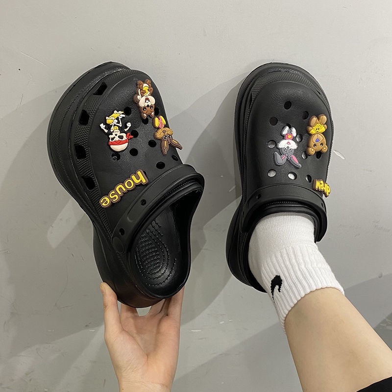 Dép crocs drew đế màu ảnh thật ở cuối