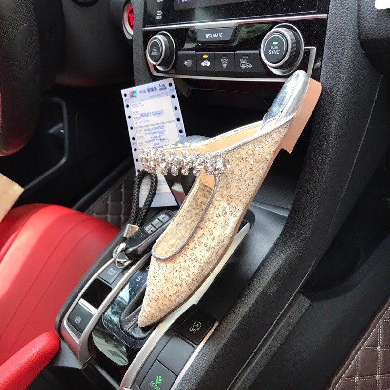 Giày bệt mũi nhọn Jymmy Choo đính đá cao cấp chất liệu lưới bên ngoài lót da bên trong siêu đẹp