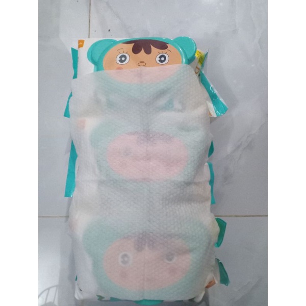 Khăn giấy ướt không mùi loại dày