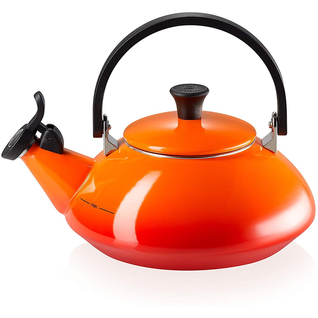 Ấm đun nước trên bếp từ Le Creuset Zen 1,5L màu cam