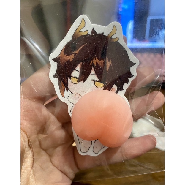 Hình dán Genshin Impact mông đào