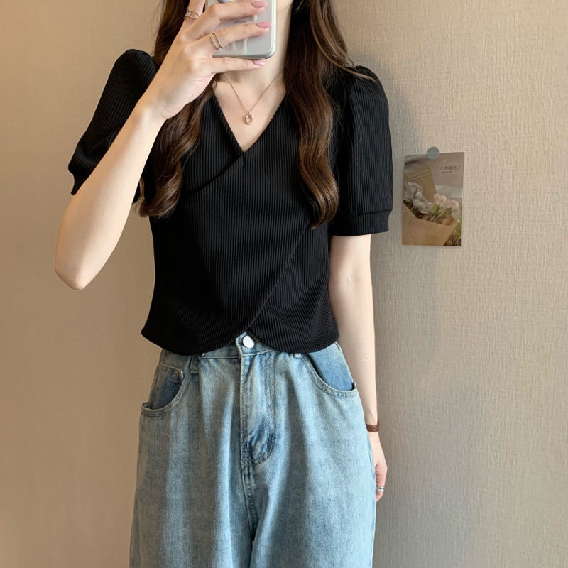 Áo Thun Tay Ngắn Cổ Chữ V Thiết Kế Mới Thời Trang Mùa Hè Dành Cho Nữ