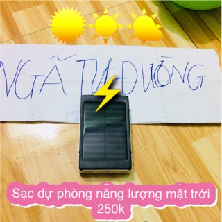 Sạc dự phòng năng lượng mặt trời 12000mah