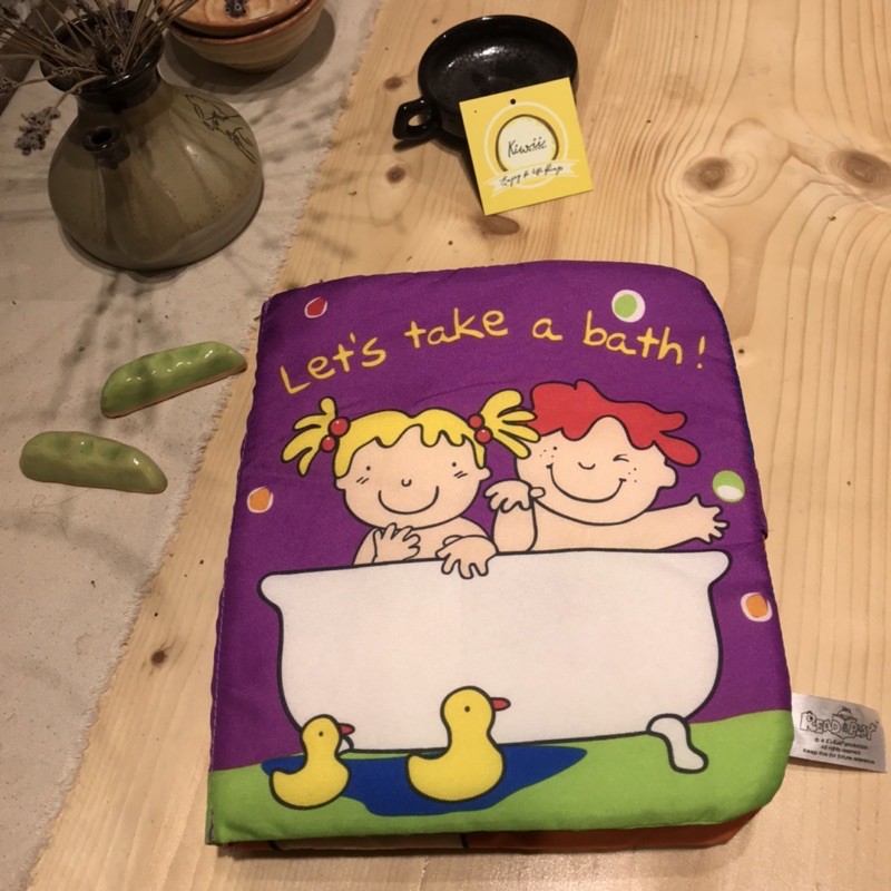 Sách vải tương tác Read & Play "Let's take a bath" K's Kids