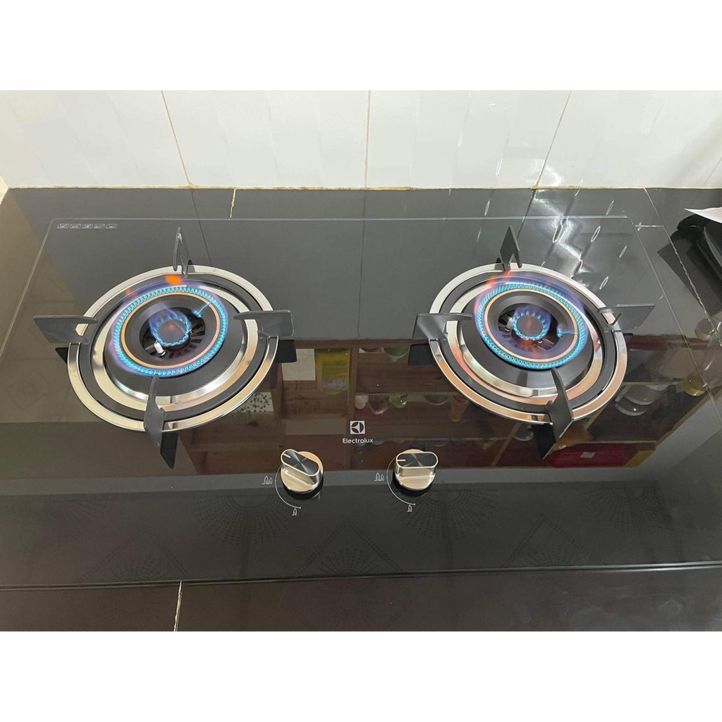 Bếp gas âm Electrolux EHG723BA Tr bày Mới 98%-+Tặng dây gas,Tiết kiệm gas,Đánh lửa IC,an toàn,Có đầu hâm