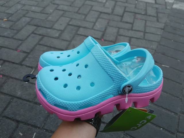 Crocs Giày Sandal Thể Thao Thời Trang Năng Động Cho Bé Trai Gái