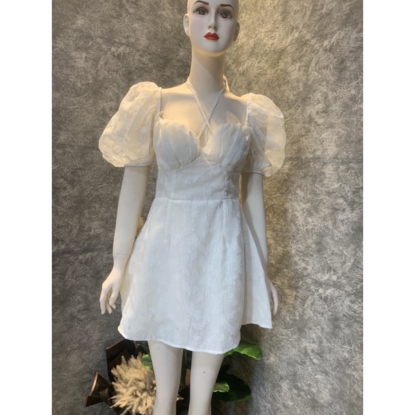 Váy ren tay bồng mặc được 2 kiểu siêu xinh