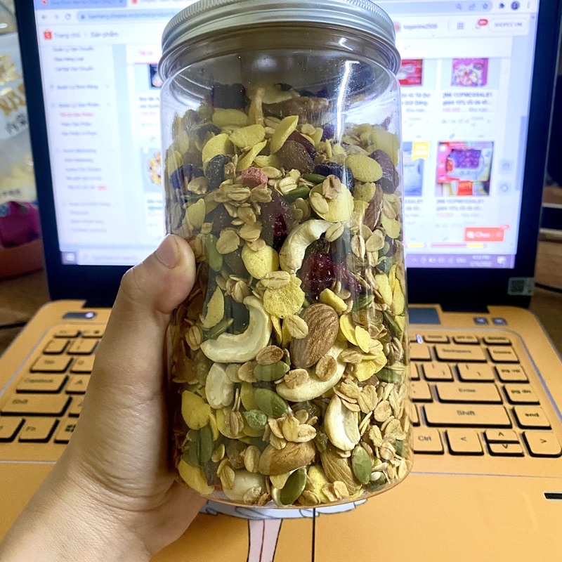 Sẵn hàng NGŨ CỐC GRANOLA HẠT CHIA SIÊU NHIỀU HẠT ĂN KIÊNG NƯỚNG MẬT ONG