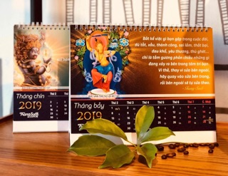 Lịch để bàn 2019