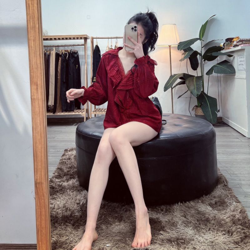 Áo sơmi cổ bèo ren