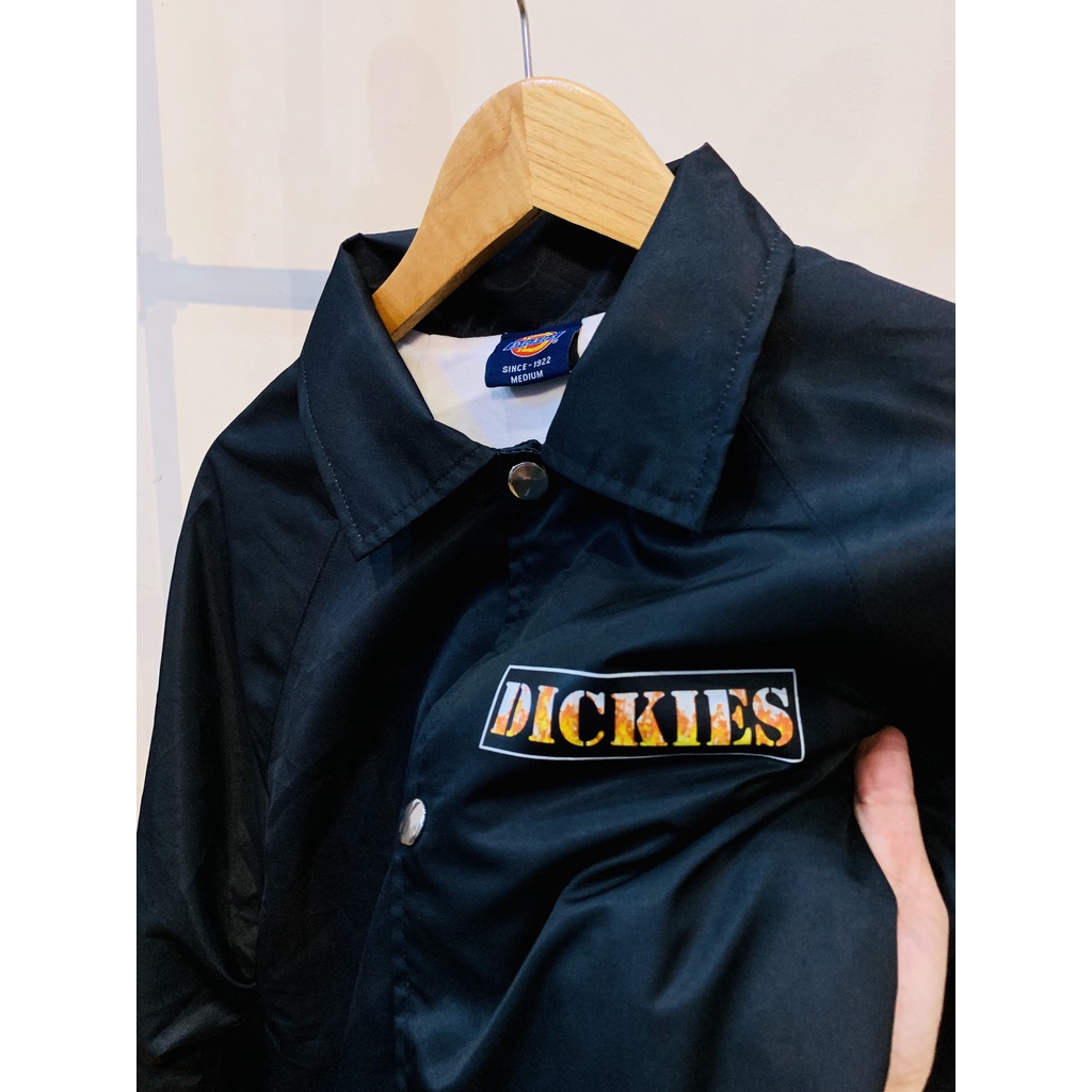 Áo khoác Dickies nam nữ - Chất liệu dù cao cấp đứng form.