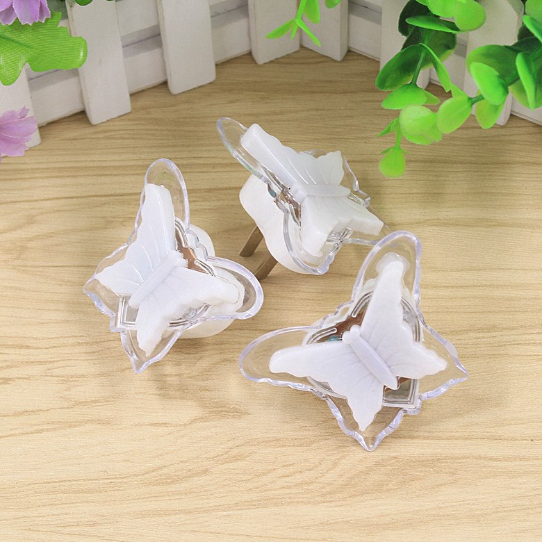 Đèn LED hình bướm trang trí phòng ngủ