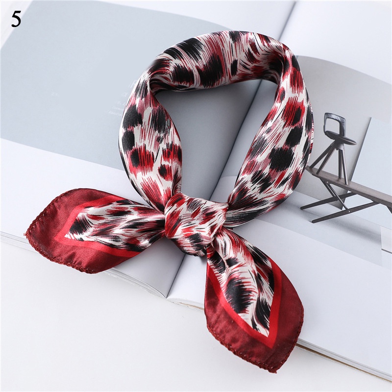 Khăn Choàng Cổ Đa Năng 50 * 50cm In Họa Tiết Da Báo