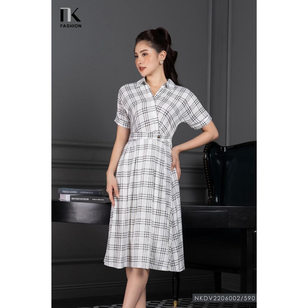 Đầm Nữ Xếp Ly Kẻ Caro NK Fashion Cổ Sơ Mi Tay Cánh Dơi, Chất Liệu Nhập Hàn Cao Cấp Mềm Mịn NKDV2206002